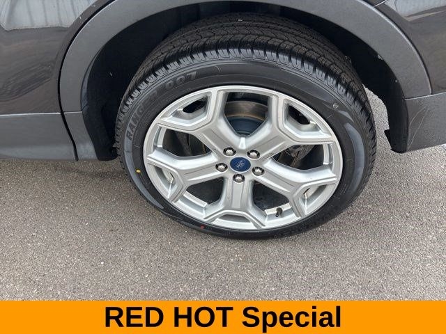 Ford Escape Titanium 4WD 2019