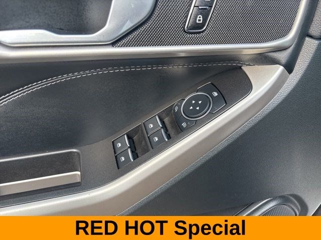 Ford Explorer XLT 4WD 2023