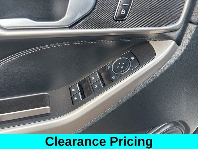 Ford Explorer XLT 4WD 2023