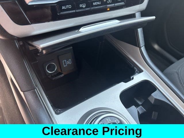 Ford Explorer XLT 4WD 2023