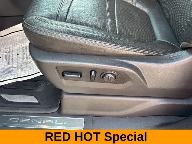 GMC Sierra 1500 Denali Crew Cab 4WD 2020