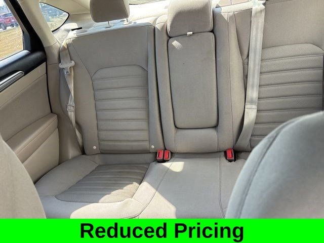 Ford Fusion Hybrid SE 2018