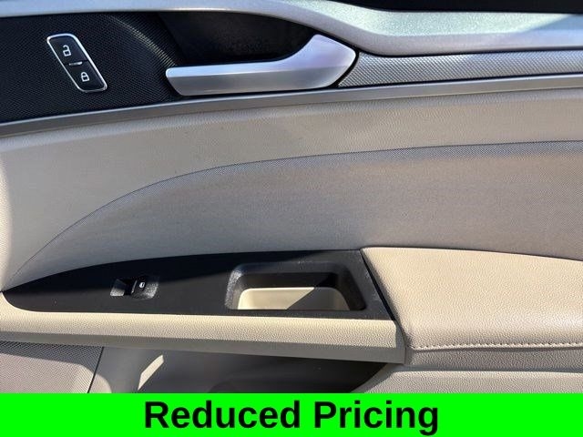 Ford Fusion Hybrid SE 2018