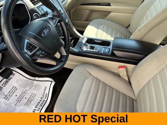 Ford Fusion Hybrid SE 2018