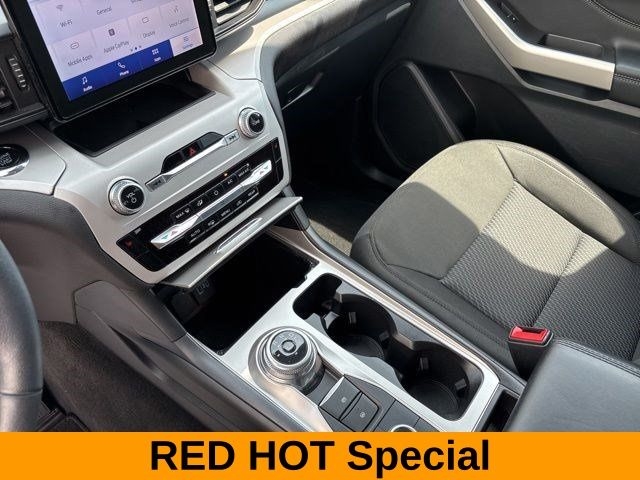 Ford Explorer XLT 4WD 2023