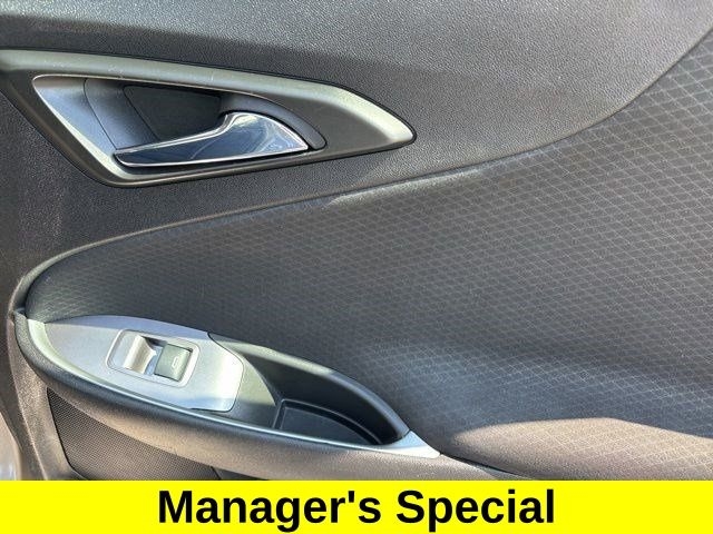 Chevrolet Malibu  2023