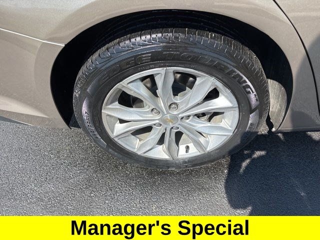 Chevrolet Malibu  2023