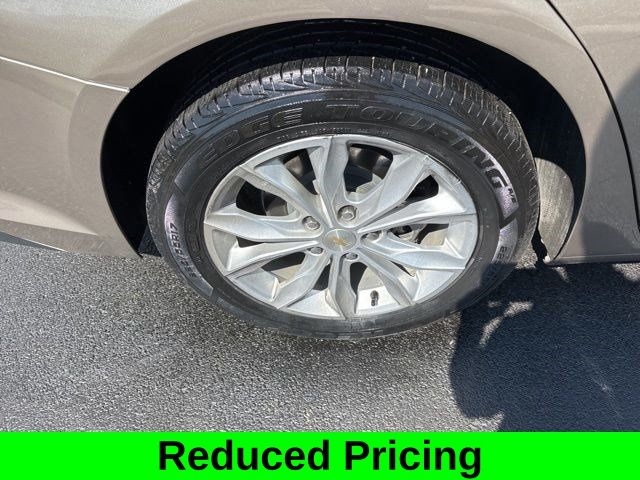 Chevrolet Malibu  2023