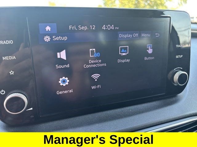 Hyundai Santa Fe SE 2021