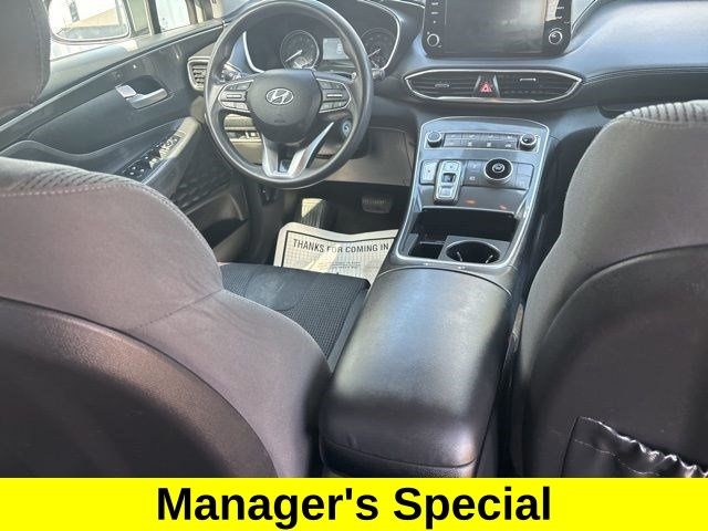 Hyundai Santa Fe SE 2021