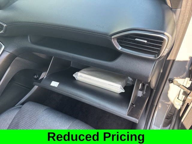 Hyundai Santa Fe SE 2021