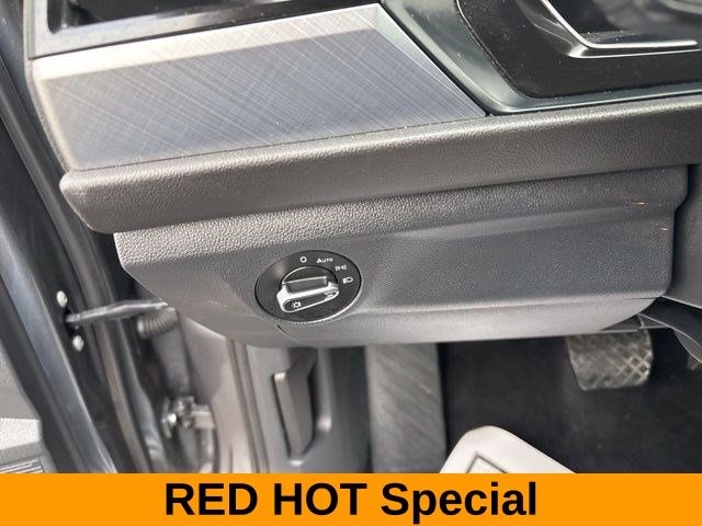 Volkswagen Jetta  2024