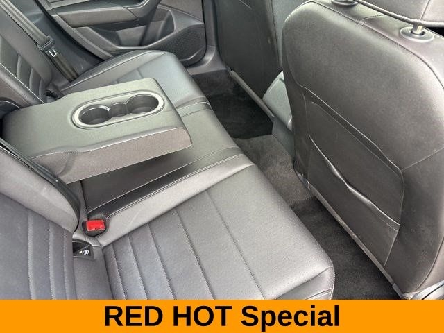 Volkswagen Jetta  2024