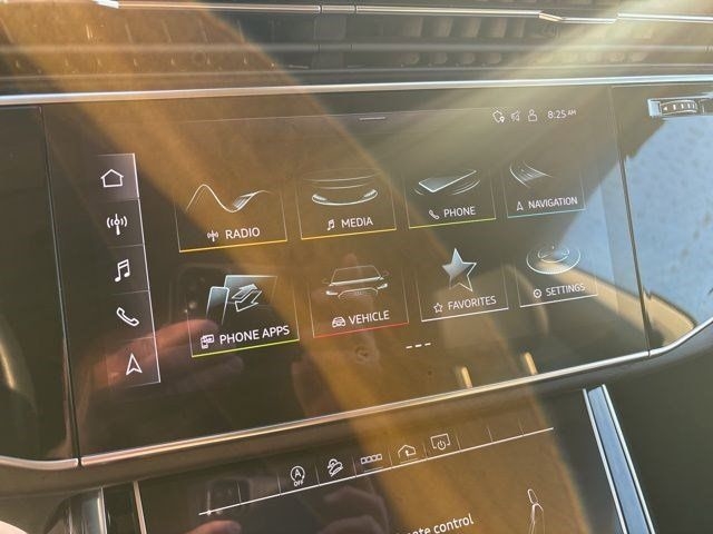 Audi Q8  2022 Audi Q8  2022