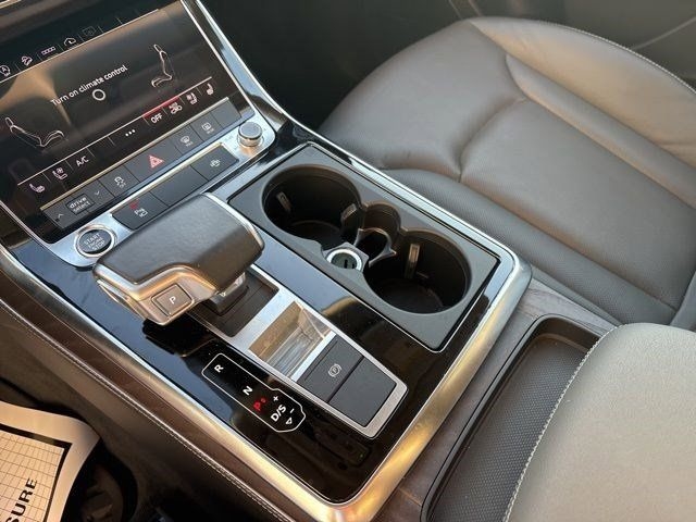 Audi Q8  2022 Audi Q8  2022