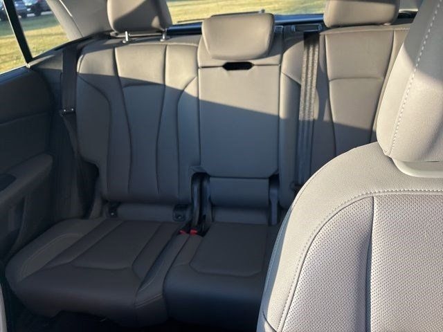 Audi Q8  2022 Audi Q8  2022