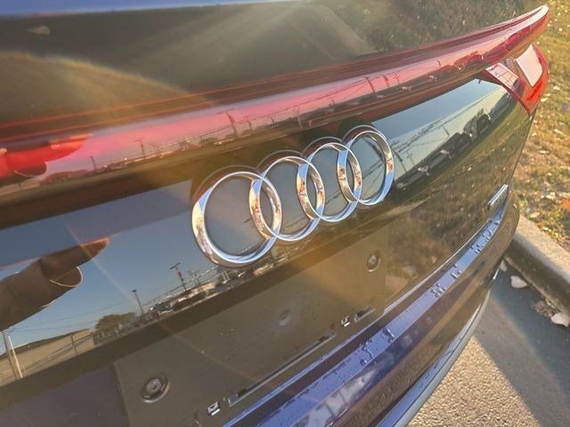 Audi Q8  2022 Audi Q8  2022