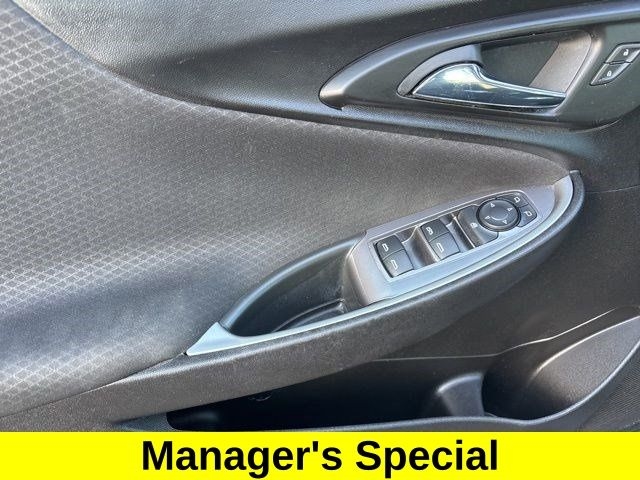 Chevrolet Malibu  2023