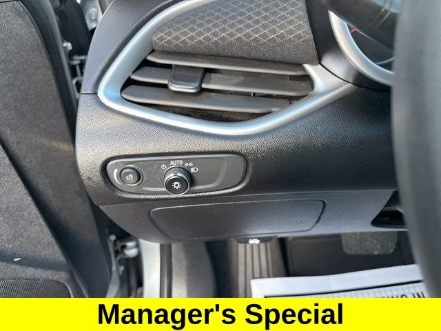 Chevrolet Malibu  2023