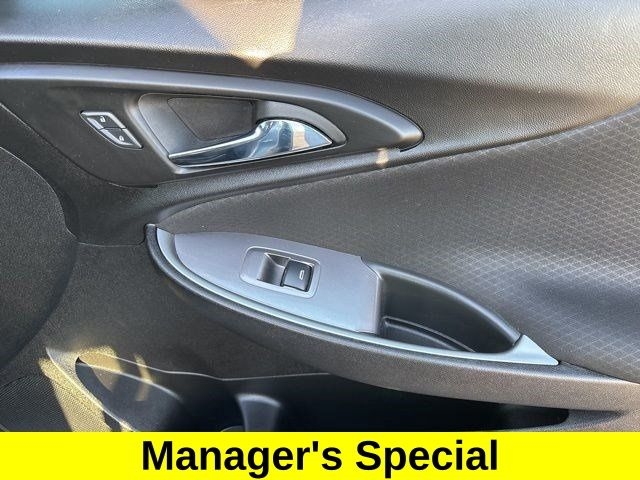 Chevrolet Malibu  2023