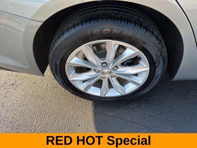 Chevrolet Malibu  2023