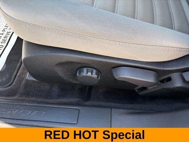 Ford Fusion Hybrid S 2018