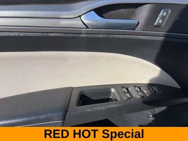 Ford Fusion Hybrid S 2018