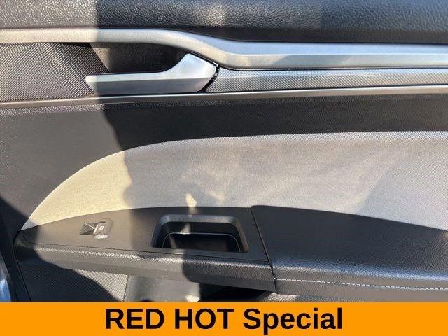 Ford Fusion Hybrid S 2018