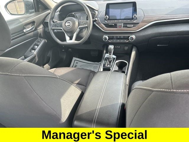 Nissan Altima 2.5 SV 2024