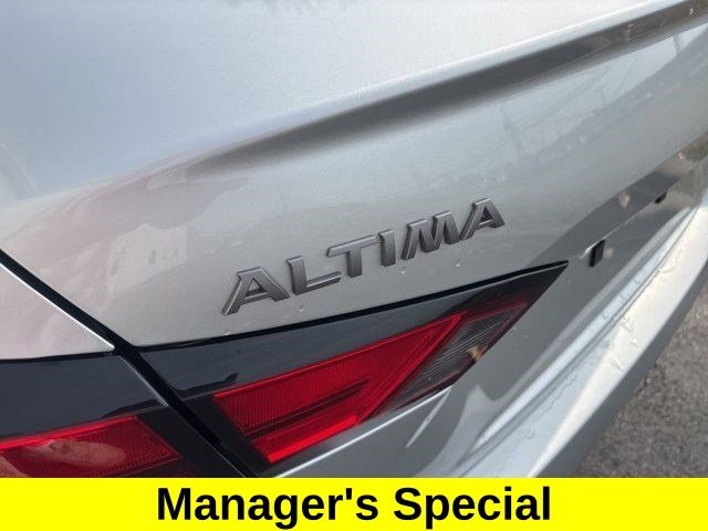 Nissan Altima 2.5 SV 2024