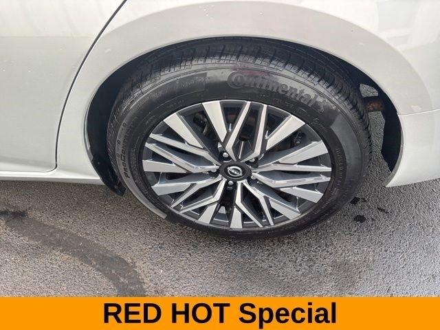 Nissan Altima 2.5 SV 2024