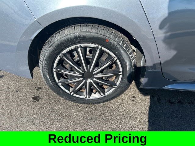 Toyota Corolla LE 2022