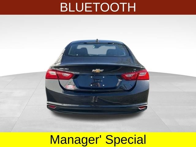 Chevrolet Malibu  2023