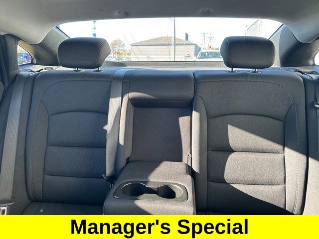 Chevrolet Malibu  2023