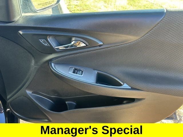 Chevrolet Malibu  2023