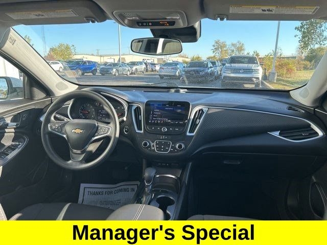 Chevrolet Malibu  2023