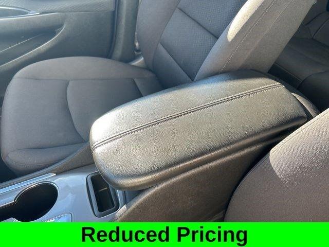 Chevrolet Malibu  2023