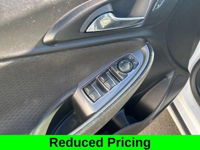 Chevrolet Malibu  2023