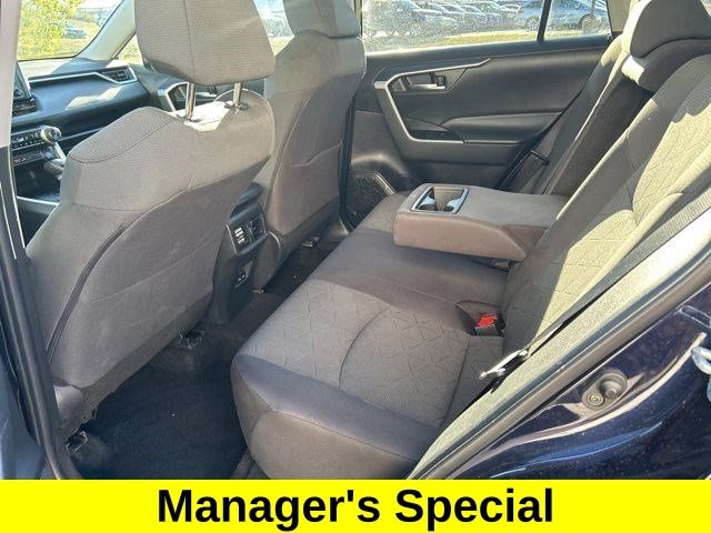 Toyota RAV4 XLE AWD 2022