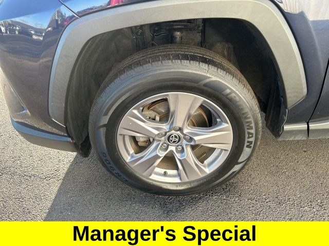 Toyota RAV4 XLE AWD 2022