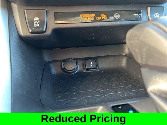 Toyota RAV4 XLE AWD 2022