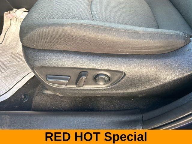 Toyota RAV4 XLE AWD 2022