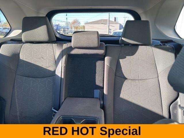 Toyota RAV4 XLE AWD 2022