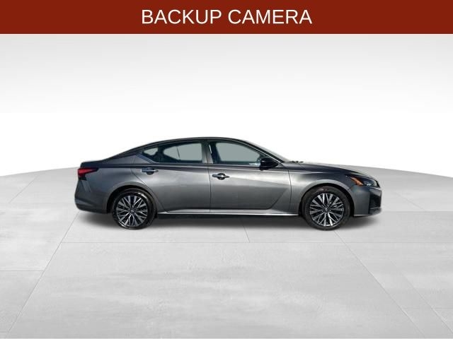 Nissan Altima 2.5 SV 2024