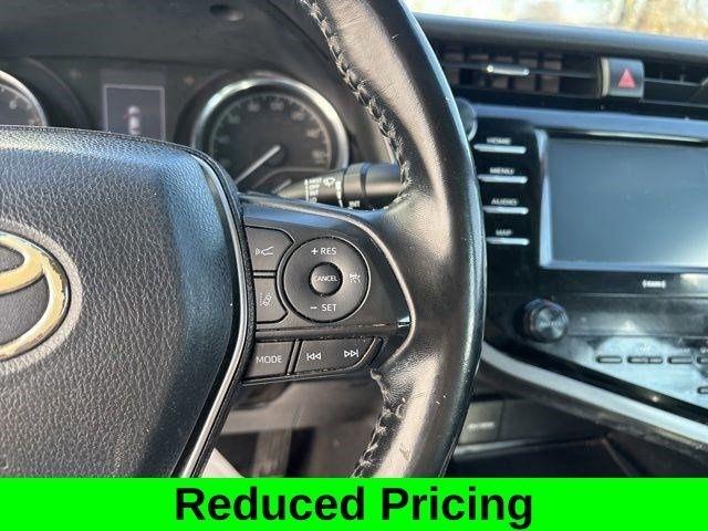 Toyota Camry SE 2020