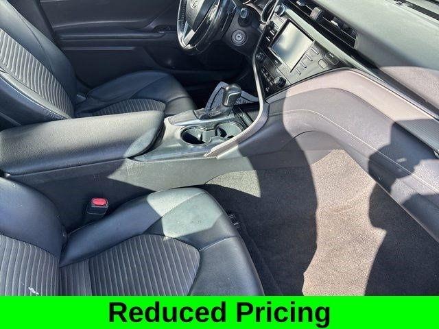 Toyota Camry SE 2020