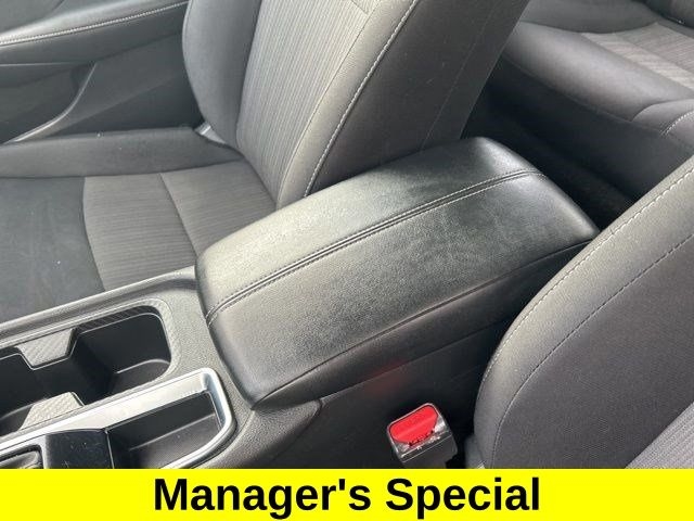 Nissan Sentra SV 2024