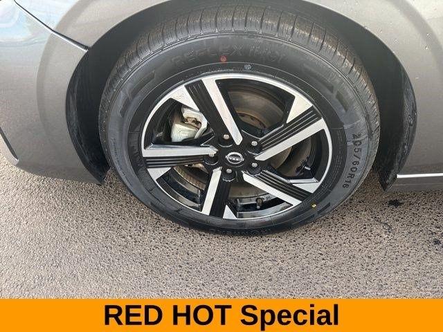 Nissan Sentra SV 2024