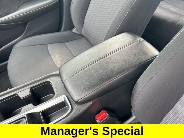 Nissan Sentra SV 2024