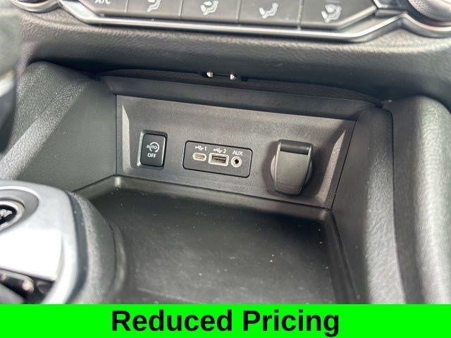 Nissan Sentra SV 2024